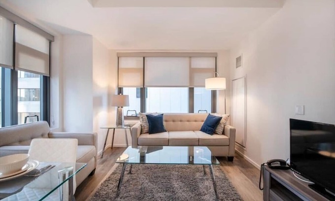 Shawmut Apartamento | Ideal for Medical Professionals! South End Boston 1BR | WiFi & Laundry