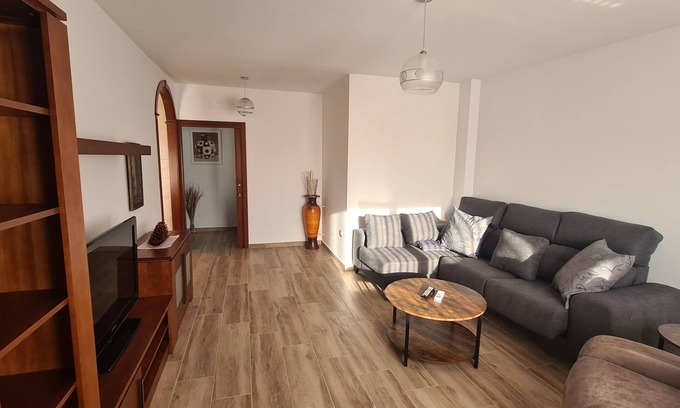 Aldehuela de Jerte Casa | Casa ideal para trabajar. Familias. Peregrinos Vía de la Plata.