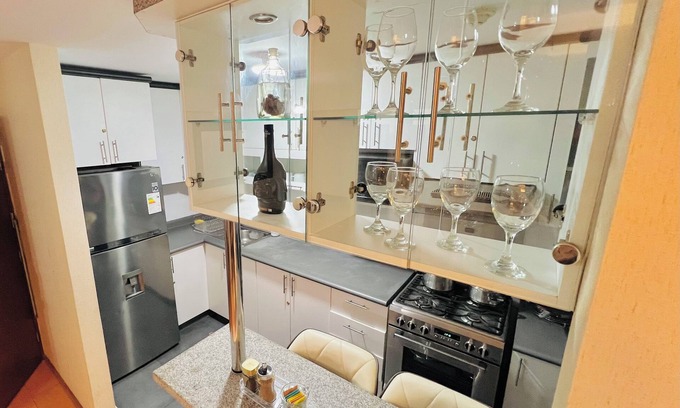 Santiago de Surco Apartamento | Ubicación ideal en Surco, límite con Barranco y Miraflores!