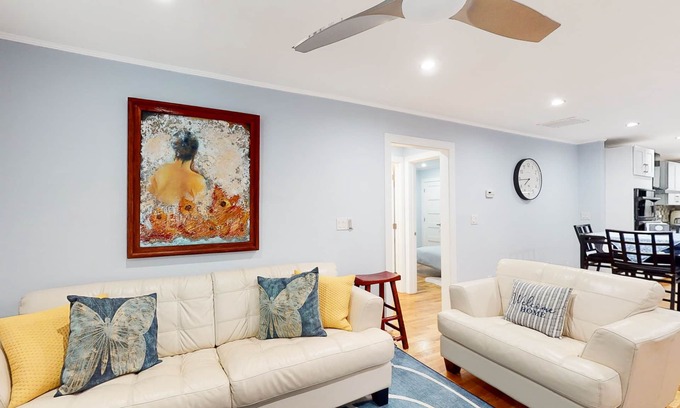 Reynoldstown Casa | Ideally located home with a large yard, bikes, board games & AC - dog-friendly