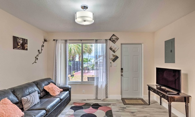 Riviera Beach Apartamento | Ideally Located West Palm Beach Apartment!