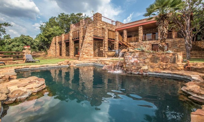 Hekpoort Casa | Idwala Le Ingwe Lodge
