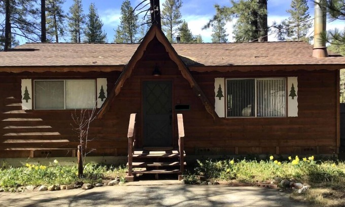 Idyllwild Casa | Idy Hus. Updated cabin near Idyllwild Arts and Town