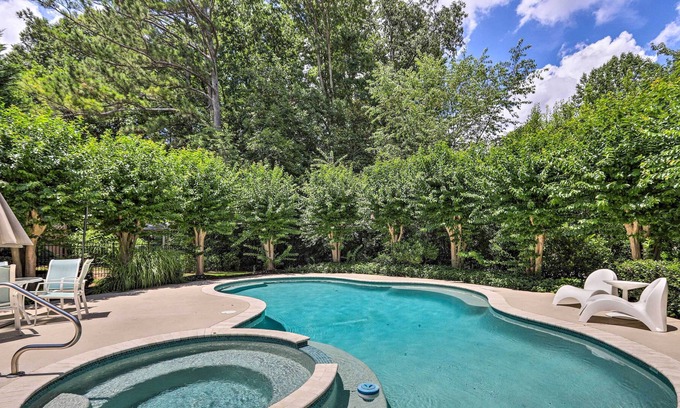 Alpharetta Casa | Idyllic Alpharetta Retreat w/ Heated Spa and Pool