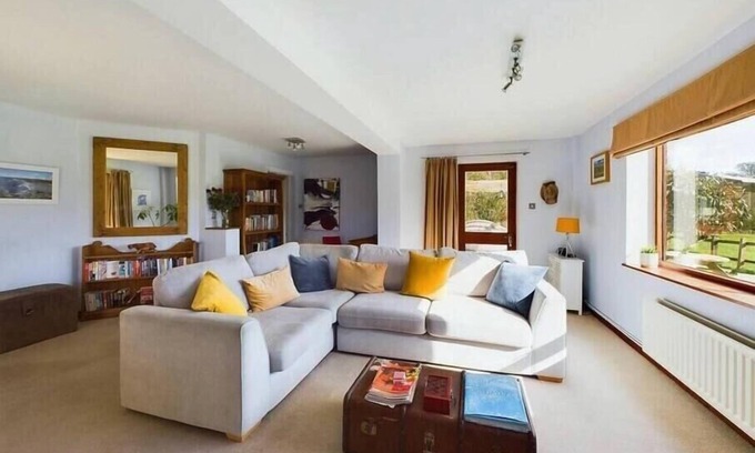 Westcott Casa | Idyllic Devon Haven: 3BR Bungalow by Moors/Beaches