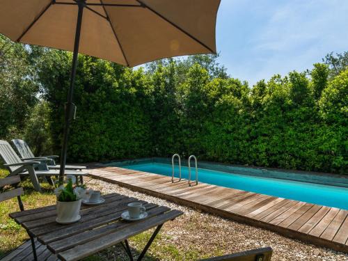 Pescia Casa | Idyllic Holiday Home in Pescia with Swimming Pool