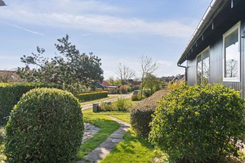 Gudhjem Casa | Idyllic Holiday Home Near Cliffs And Beach