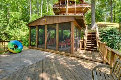 Murphy Apartamento | Idyllic Murphy Hideaway with Multi-Level Deck!