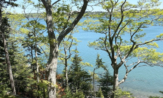 Harpswell Cabaña | Idyllic Oceanfront Cottage in Maine!