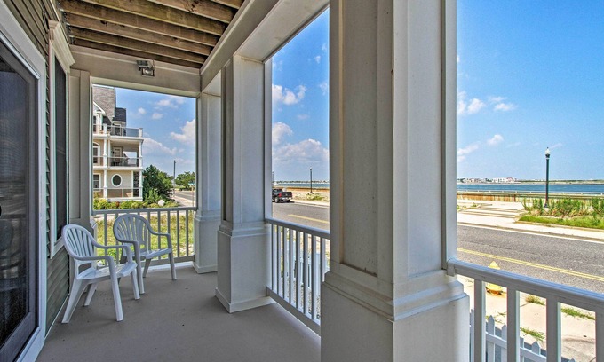 Atlantic City Cabaña | Idyllic Oceanfront Home on Atlantic City Boardwalk