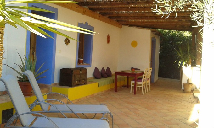 Fonte do Bispo Apartamento | Idílico y la playa masía restaurada biológicamente, calefacción, conexión Wi-Fi