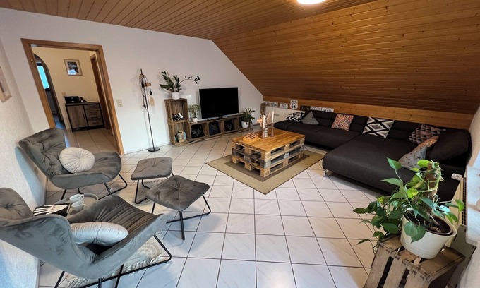 Weilheim Apartamento | Idyllic vacation paradise on the Haselbach - your perfect vacation destination.