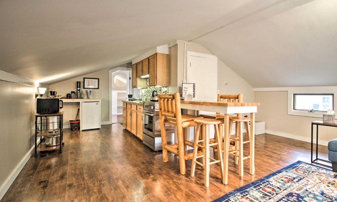 Wallingford Casa | Idyllic Wallingford Retreat - Near Skiing and Hiking