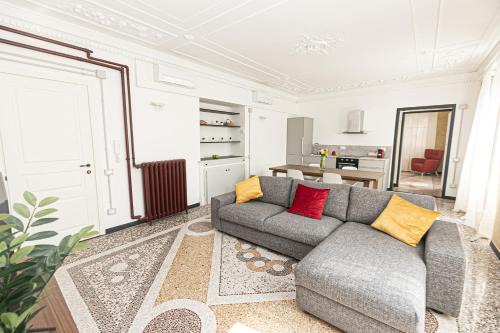Genoa Historical Centre Apartamento | iFlat Historical Luxury Apartment San Luca 11 A