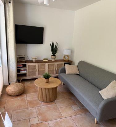 Gelbensande Apartamento | Igelnest im Küstenwald Graal-Müritz