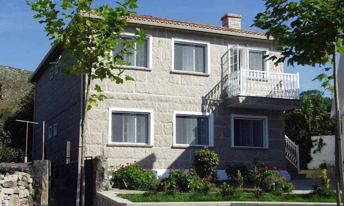 Larino Apartamento | Apartamento con balcón al lado de la iglesia.