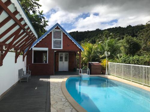Petit-Bourg Villa | Iguane Rouge