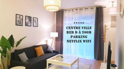 Center Apartamento | II APPART 2 PIÈCES, NEUF RER D à 200m PARKING NETFLIX Evry Courcouronnes