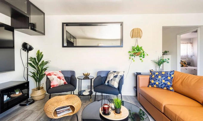 Northeast Heights Casa | Ikea Design House | Uptown Trendy & Safe