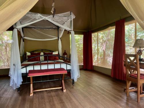 Meru National Park Otro | Ikweta Safari Camp
