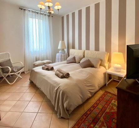 Est Apartamento | IL BALCONE DI AURORA