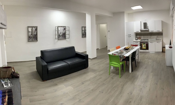 Sarnico Casa | Il Barcaiolo Lake Iseo Apartment Sarnico