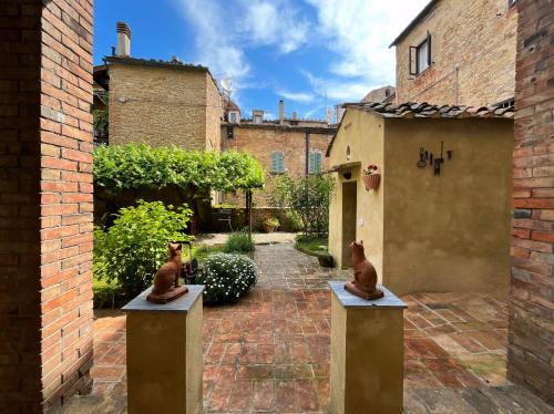 Volterra Apartamento | Il Cantuccio di Vittorio - Apartment with private garden in the Heart of Volterra