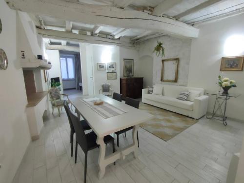 Trevi Casa | Il CORTILETTO Casa Vacanza Trevi
