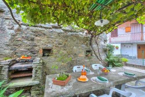 Brovello Apartamento | Il Cortiletto di Marina Pet Friendly - Happy Rentals
