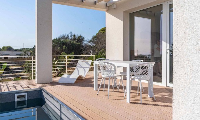 Marina di Felloniche Casa | Il Cubo - One Bedroom House, Sleeps 3