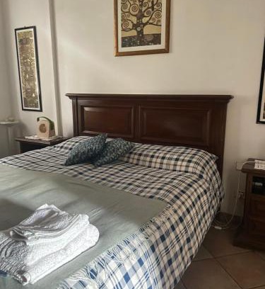 Pontirolo Nuovo Casa | Il giardino di Emilia - Intero appartamento in villa con giardino privato e piscina estiva