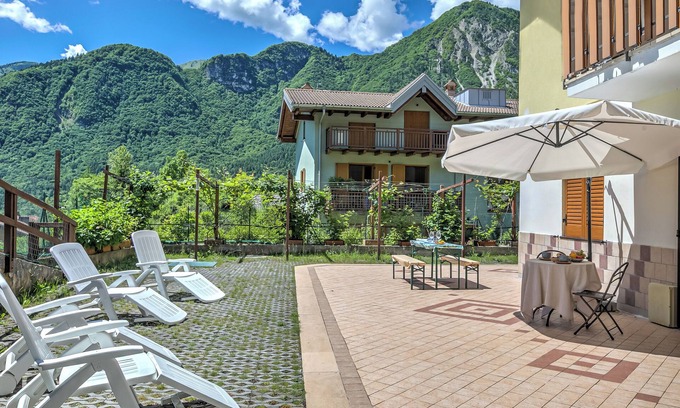 Ville del Monte Casa | Il Giardino In Montagna Family Friendly, Tenno, Italy