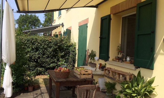 Castelvetro di Modena Cama Y Desayuno | Il Giardino B&B