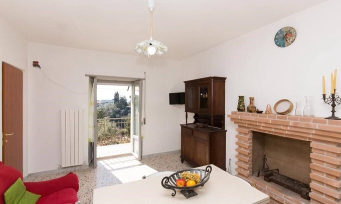 Ficulle Casa | "IL MANDORLO" con piscina