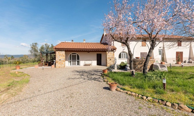 Scarlino Casa | Il Mondanespole by Interhome