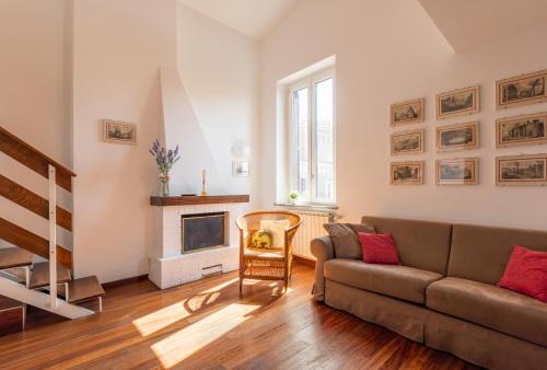 Rione IV Campo Marzio Apartamento | Il Palazzetto di Via della Frezza