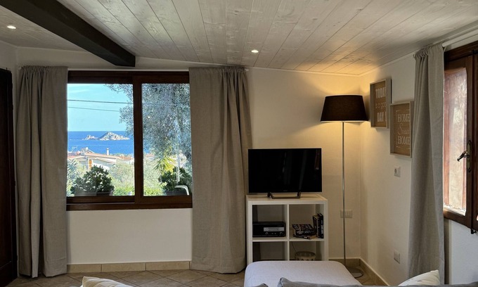 Baunei Apartamento | Il Rustico Vista Mare a Santa Maria Navarrese
