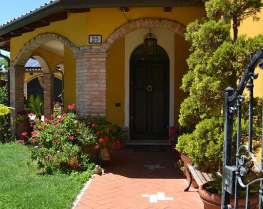 Porto Fuori Cama Y Desayuno | Il Sentiero Del Cuore B&B