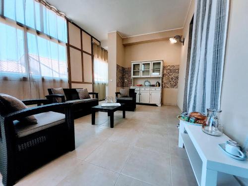 Stazzo Casa | IL SOLE SUL MARE a 100 m dal lungomare di Stazzo