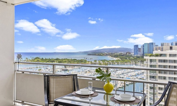 Waikiki Condominio | Ilikai on Waikiki Beach Oceanview Hotel Condo