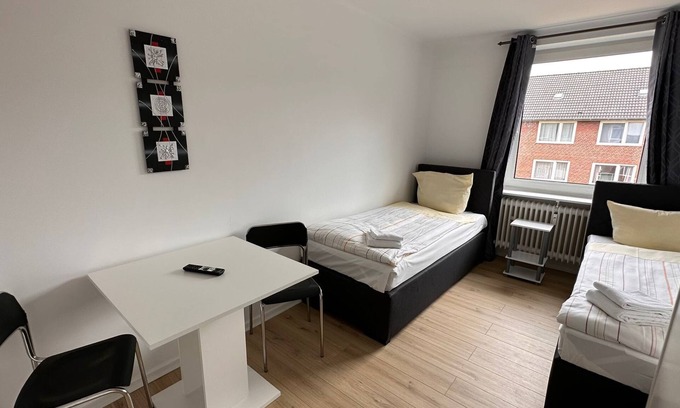 Neumuenster Casa | Ilsahl 19 - 3 bedrooms with balcony
