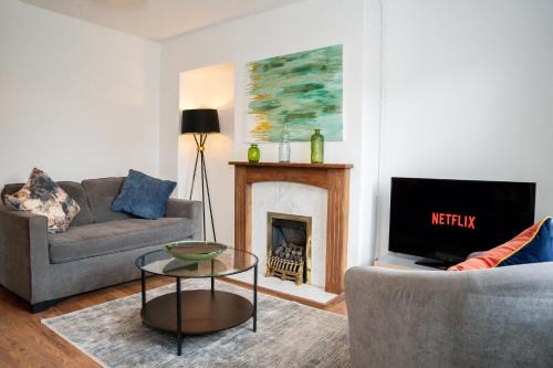Cribbs Causeway Casa | Imagination by Olauda SA - 3 bed House with Free Parking
