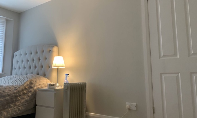 Edgware Casa | Immaculate 4 bedroom house, Near central London