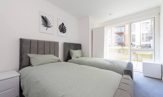 Stratford and New Town Apartamento | Immaculate and Luxury 2 bed London Apartment