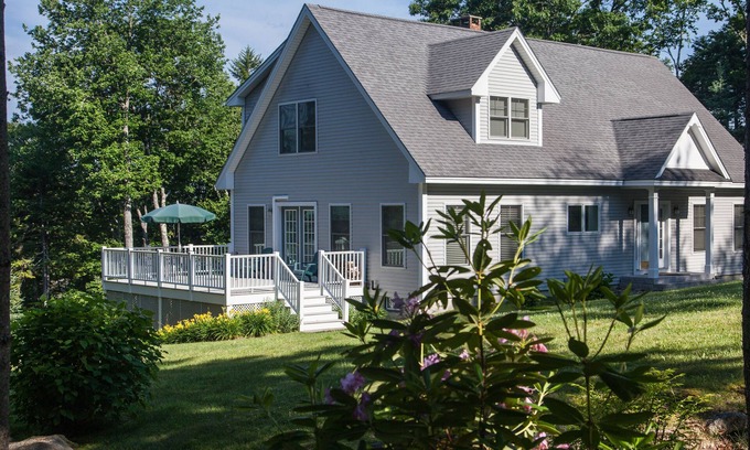Edgecomb Casa | Inmaculada Boothbay Region Aire acondicionado Waterfront Home
