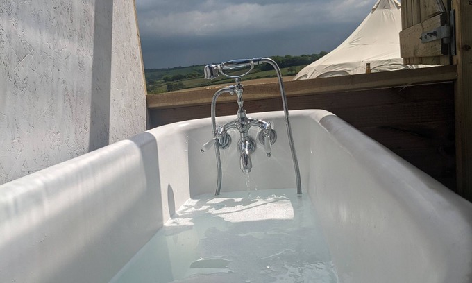 Bideford Alquiler De RV | Immaculate Lotus Belle Tent Retreat, North Devon