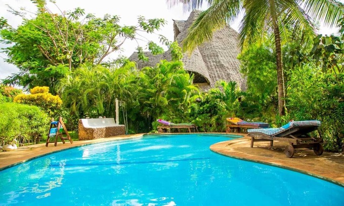 Galu Cabaña | Immaculate, stunning 3-Bed Cottage in Diani beach