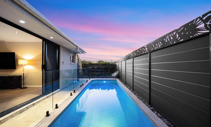 Gold Coast Casa | Immerse in the ultimate family getaway at our Burleigh Heads haven, where comfort meets charm!