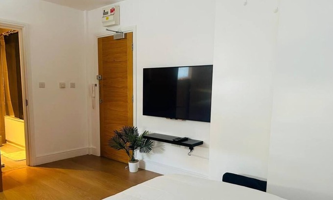 Gascoigne Apartamento | Impeccable 1-Bed Studio in Barking