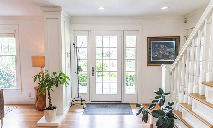 Macatawa Casa | Impeccable Family Friendly Holland MI Estate